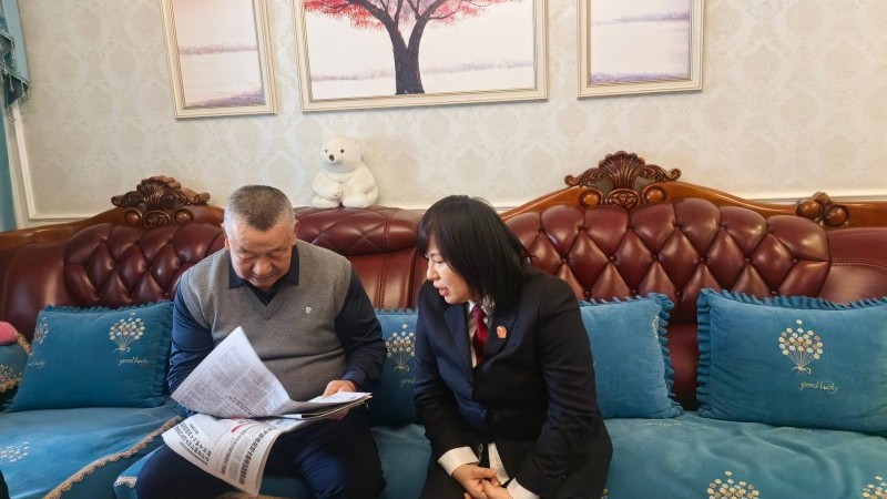 新疆新源县人民法院：新春慰问暖桑榆 司法初心永传承