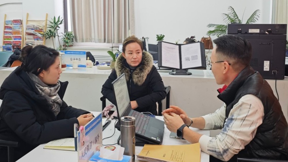新疆霍尔果斯市工业园区司法所：法治温情解民忧 网格联动暖人心