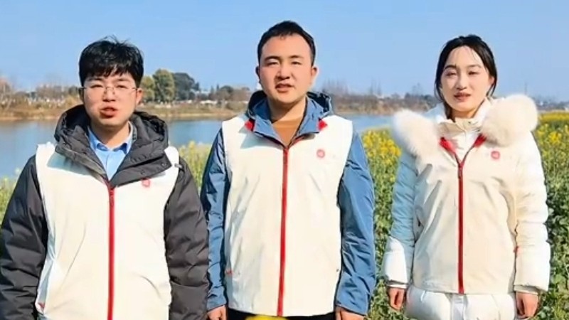 新春我在岗 法润乡土情
