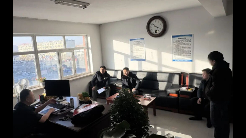 内蒙古科右翼中旗检察院：“枫·守”民事检察团队暖心助力农民工安“薪”过年