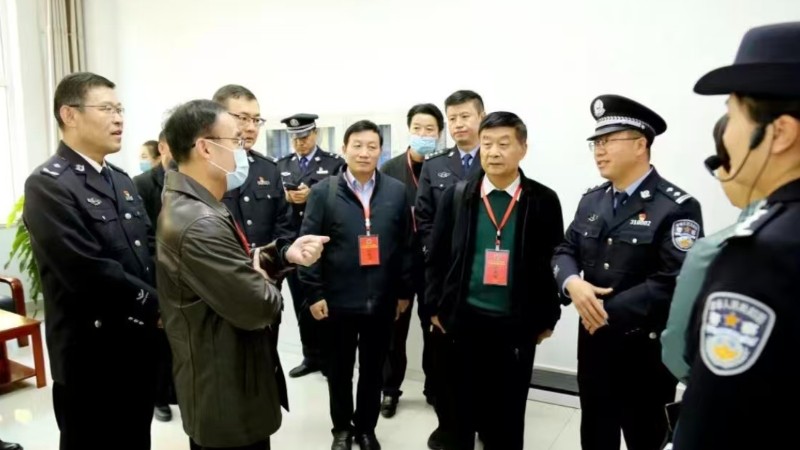 吴忠市杨桂林：退而不休的法治守望者