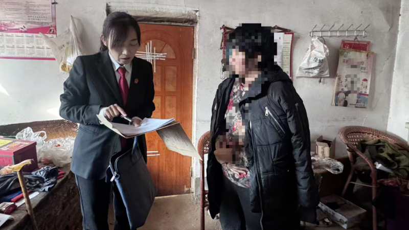 暖心司法解难题 上门立案显温度