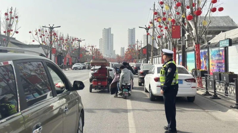 菏泽交管支队多措并举保障春节后复工复产道路交通安全