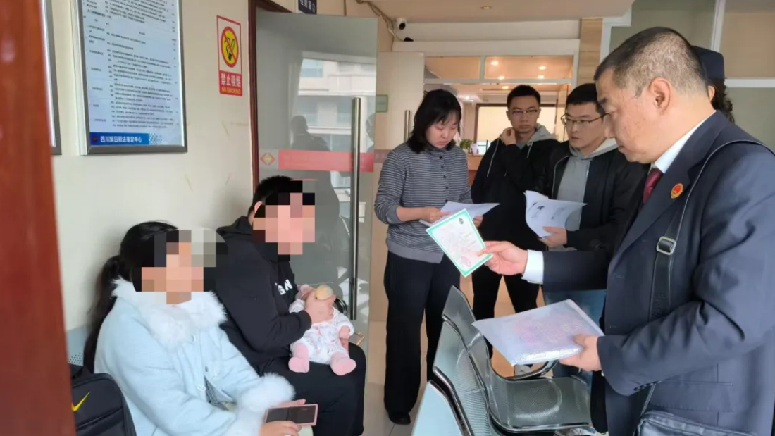 四川乐至县检察院依法对罪犯亲子鉴定血液样本采集进行监督