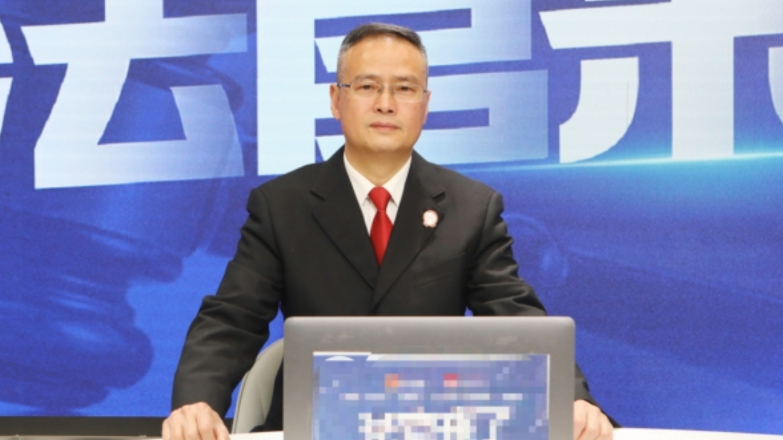 “我们办的不仅是案子，更是这一方山水的未来”——专访四川省法院环资庭庭长杨清明丨关注全国两会