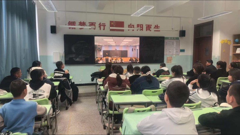 新疆新源县司法局开展春季“开学第一课”法治进校园活动