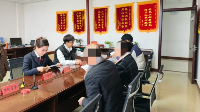 新疆伊宁市人民检察院：民事支持起诉 守护妇女权益
