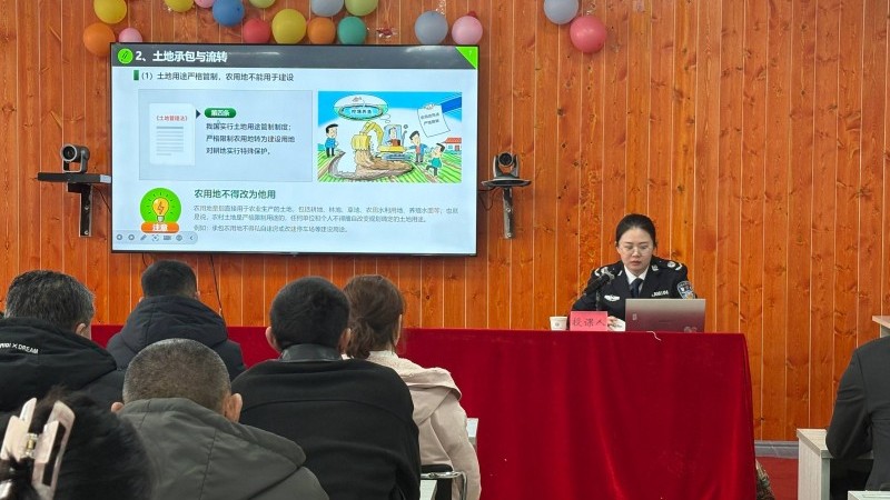 新疆福海县司法局：发挥党员先锋作用 筑牢乡村法治根基