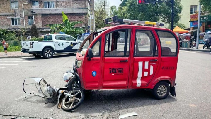 无证驾驶危害大，行车上路莫侥幸