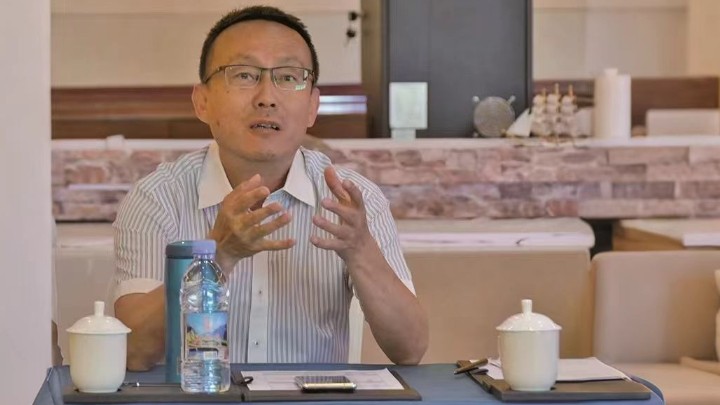 闫海滨律师：踏实耕耘终迎花红果硕