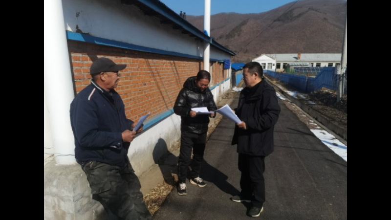 吉林省珲春市司法局杨泡司法所开展“防范侵害生命权”主题普法宣传活动
