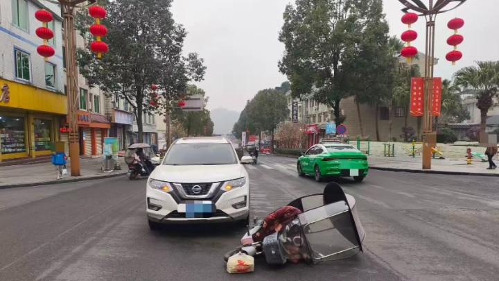 互相谦让 平安永随