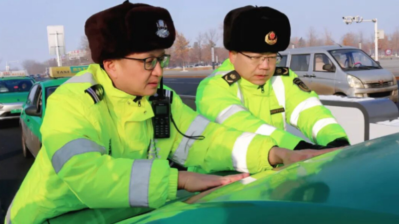 新疆生产建设兵团第八师石河子市交警圆满完成2026春运交通安保任务