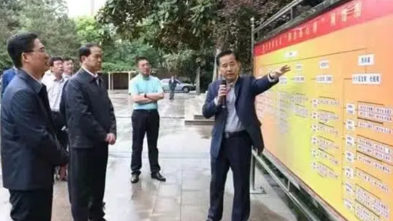 三十年法治深耕 一颗初心暖万家