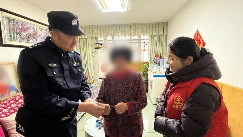 新疆奎屯市公安局：点滴小事解民忧 暖心真情得赞誉