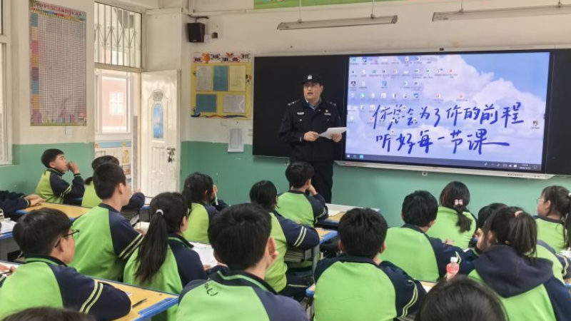 吴忠市利通区扁担沟中心学校：法润校园 护航成长