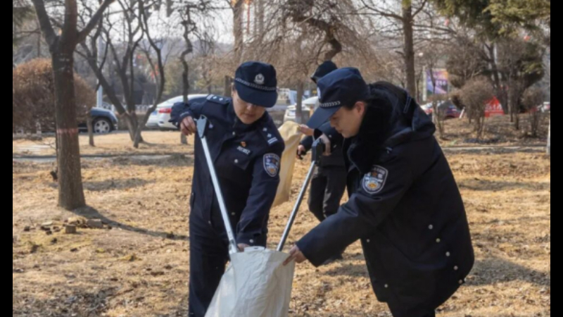 拉近警民距离 凝聚文明合力——吉林省珲春市公安局创建全国文明城市工作侧记