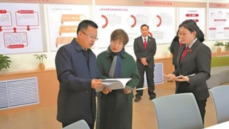 鄂晓梅：一位法律学者的世界与故乡