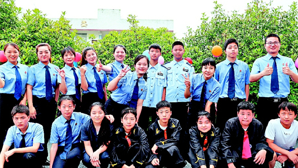 以“她力量”守护未成年人健康成长