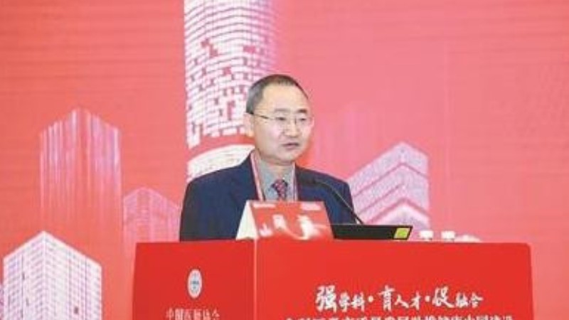 一盒药 一群人 一条路 ——记全国政协委员吴浩