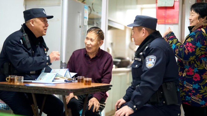 秦皇岛山海关公安以民为本守平安 深耕服务践初心