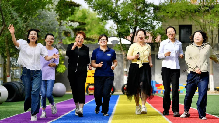 银川市兴庆区泰和社区：居民赋诗点赞新家园 党建引领绘就幸福景