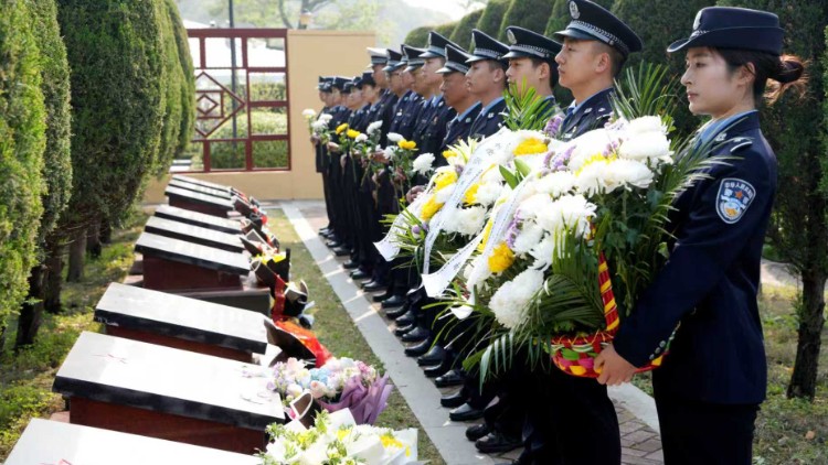 清明祭英烈·忠诚铸警魂