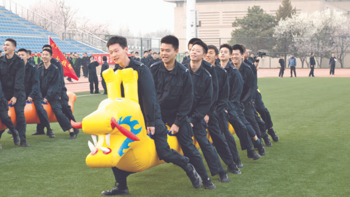 北京警察学院：“班超”燃动校园