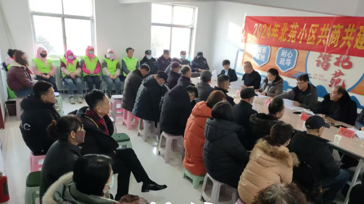 青铜峡市北苑社区：聚五类力量筑法治堡垒 解百姓忧愁建和谐家园