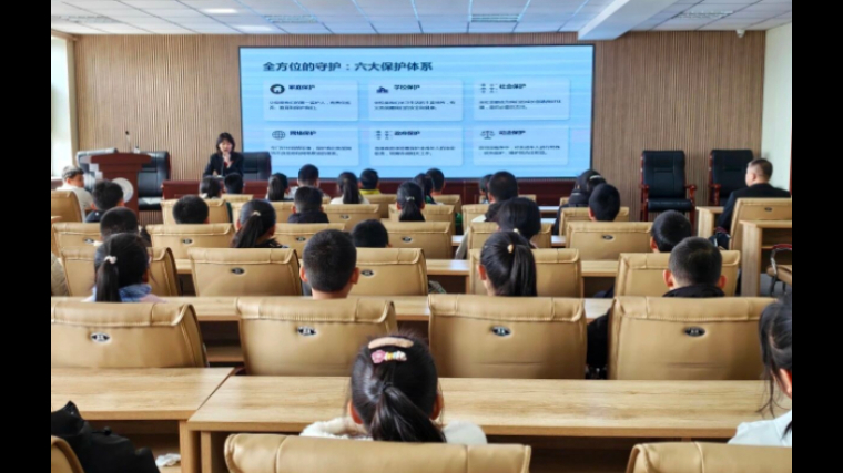 与法同行 守护青春——吉林双阳法院走进太平镇中心小学开展反学生欺凌普法宣讲