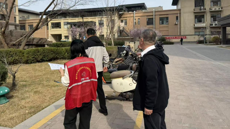 银川市兴庆区观湖社区：巡查消除隐患 劝导守护平安