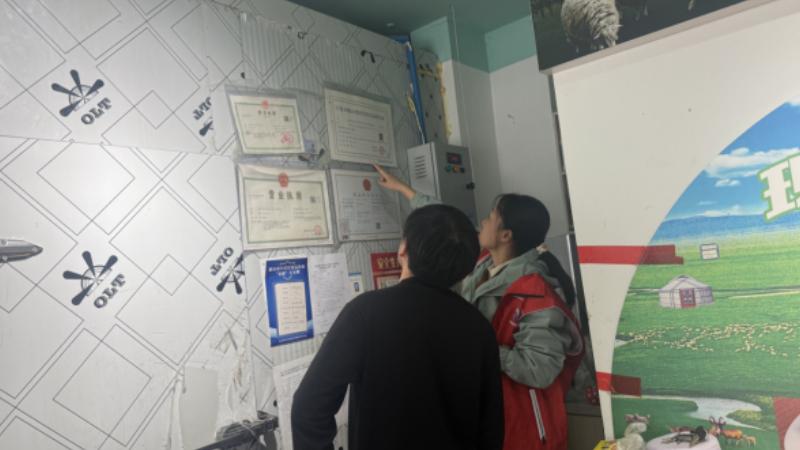 银川市兴庆区康平社区：重拳清理幽灵外卖 依法守护舌尖安全