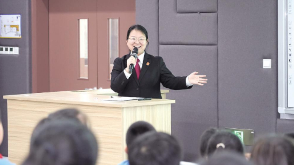 法槌扬正义 温情护花开——记全国三八红旗手、雄安新区中院法官聂晓方