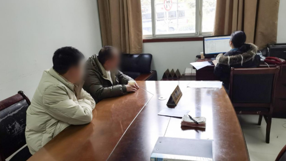 广安邻水法院：“执行110”|“快帮我抓被执行人！”法官：等等，你也是被执行人？