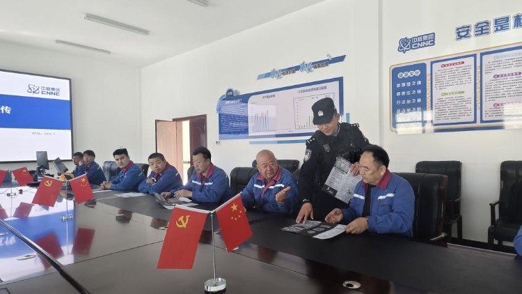工地开工忙，警察叔叔来“护航”！