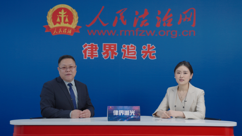 柔肩亦担正义，铿锵自有华章