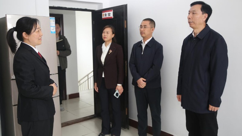 省法院领导到河南省南阳市淅川县法院调研指导人民法庭工作