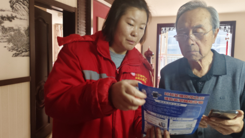 银川市兴庆区观湖社区：网格走访解民忧 法治服务进家门
