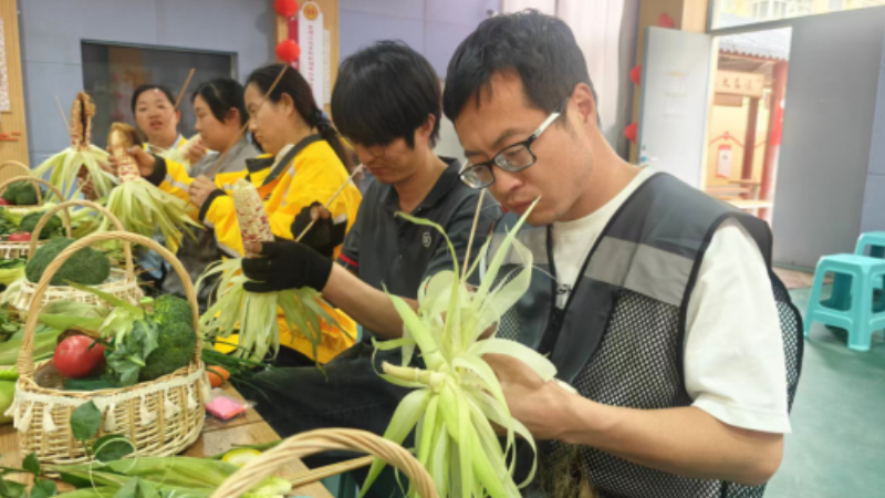 银川市兴庆区丰收社区：情系新就业 普法护权益