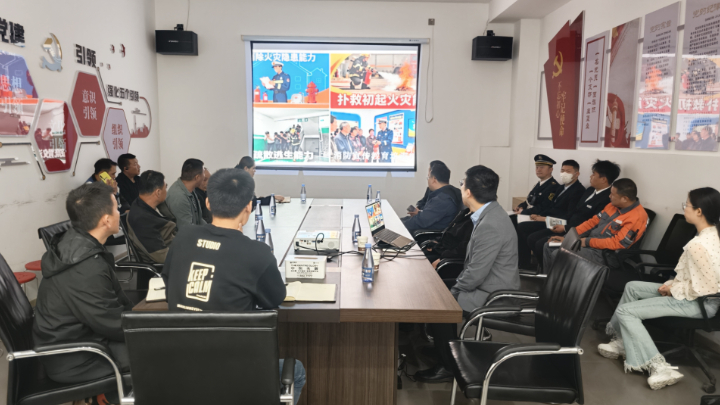 银川市兴庆区八一社区：工地普法除隐患 技能实操筑防线