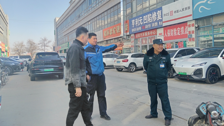 银川市兴庆区双庄社区：联动执法整治乱停顽疾 网格发力畅通消防通道