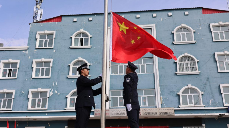 警村同心共筑强边善治新防线