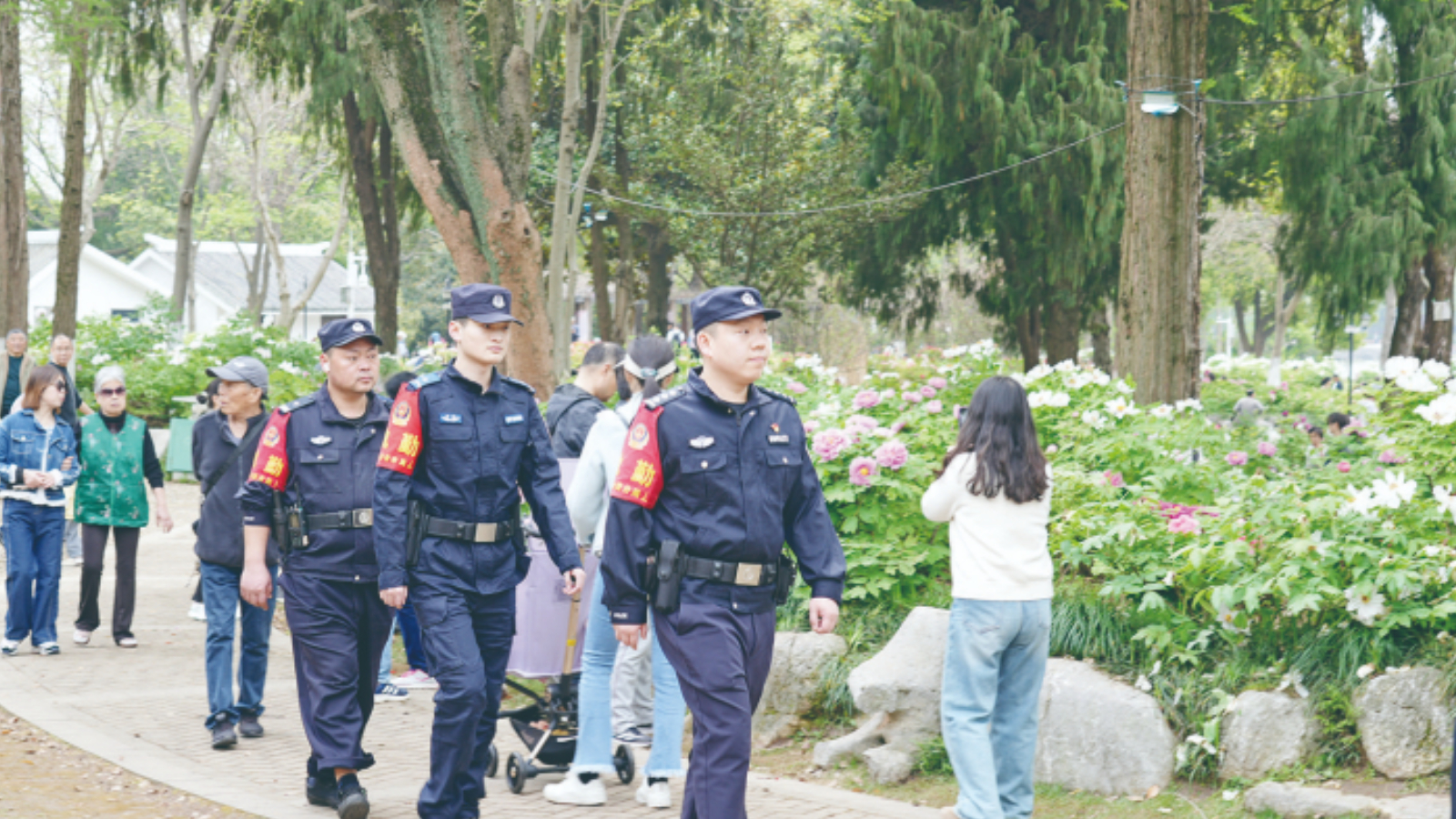 安徽安庆：“警”守美景