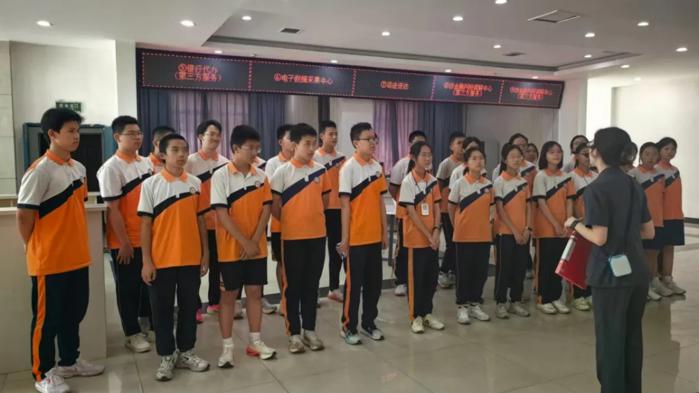 法治护苗，青春向阳：一场“沉浸式”国家安全教育课在攀枝花法院开讲