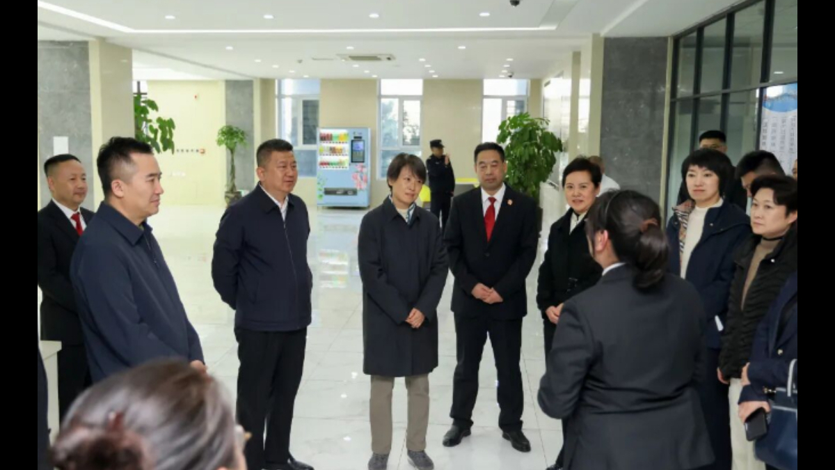 吉林省长春市人大、市法院调研组赴新区法院专题调研未成年人审判工作