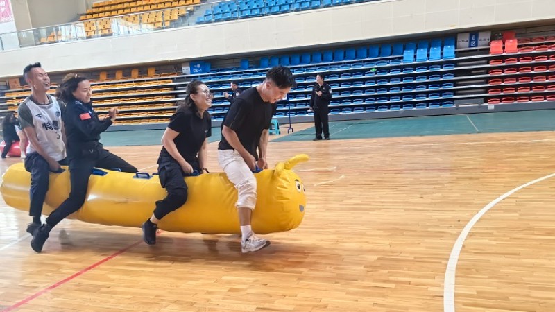 新疆尼勒克县公安局警体运动会精彩纷呈