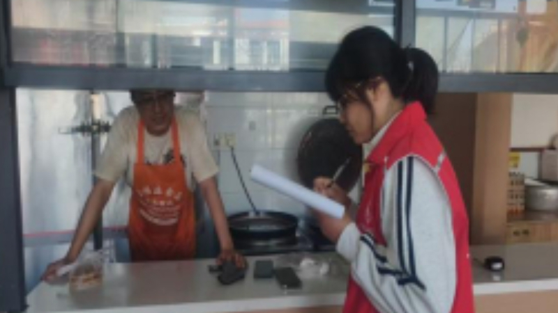 银川市兴庆区景熙社区：严查食安保民生 普法入企促规范