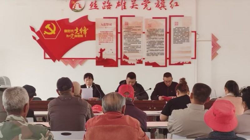 新疆生产建设兵团乌鲁克垦区人民检察院参加社区举办的主题党日活动
