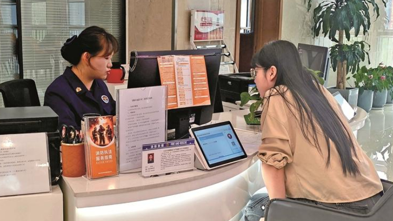 西夏消防窗口“保姆式”服务暖企心