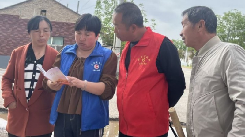 新疆巩留县阿尕尔森镇：人人都是普法员 基础法治谱新篇